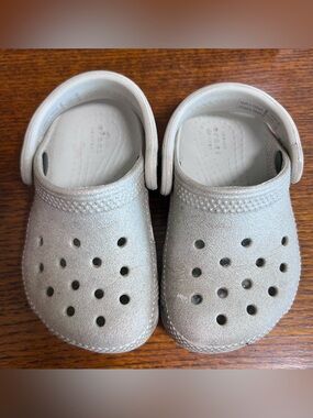 Crocs toddler size 5 Silver Glitter Clog Sandals